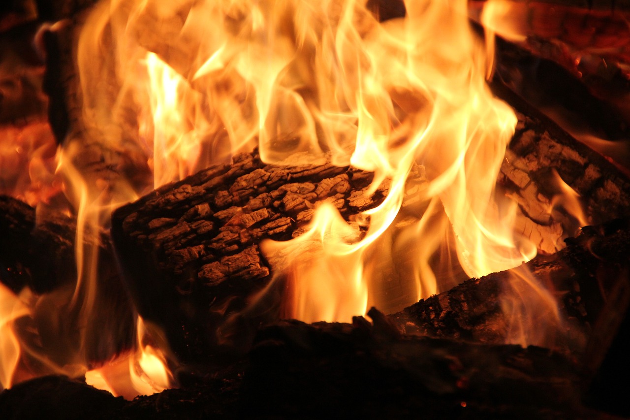 Professional Fireplace Cleaning Services In Evanston Illinois